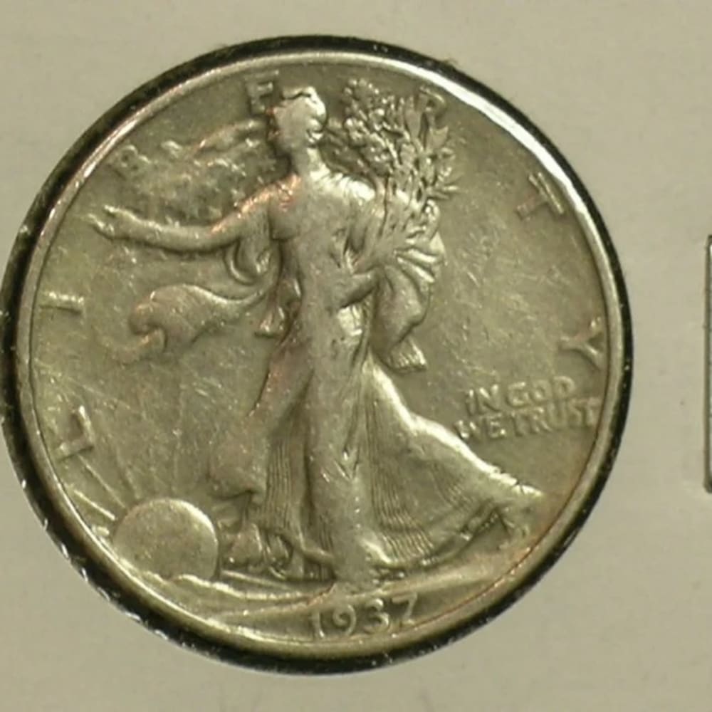 1937 Sharp Walking Liberty Half Dollar - Silver Coin (AE11-2)